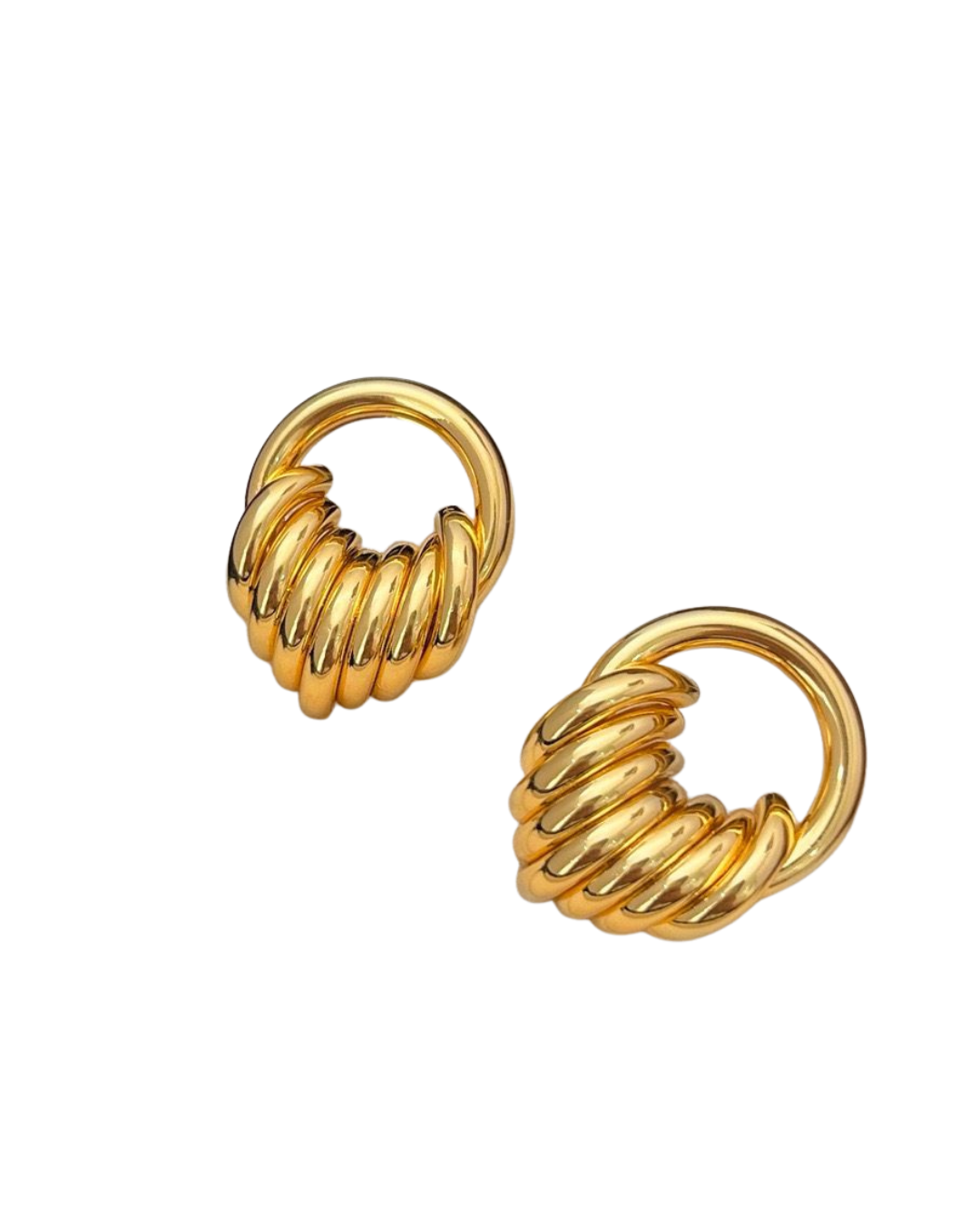 Aretes Nova