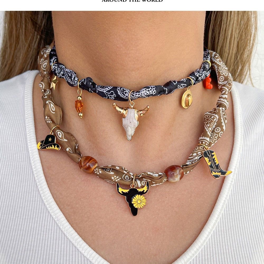 Collar Montana