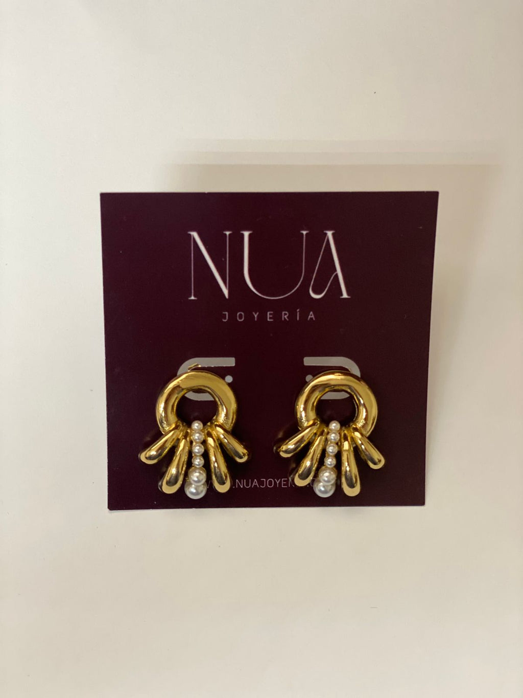 Aretes Maple