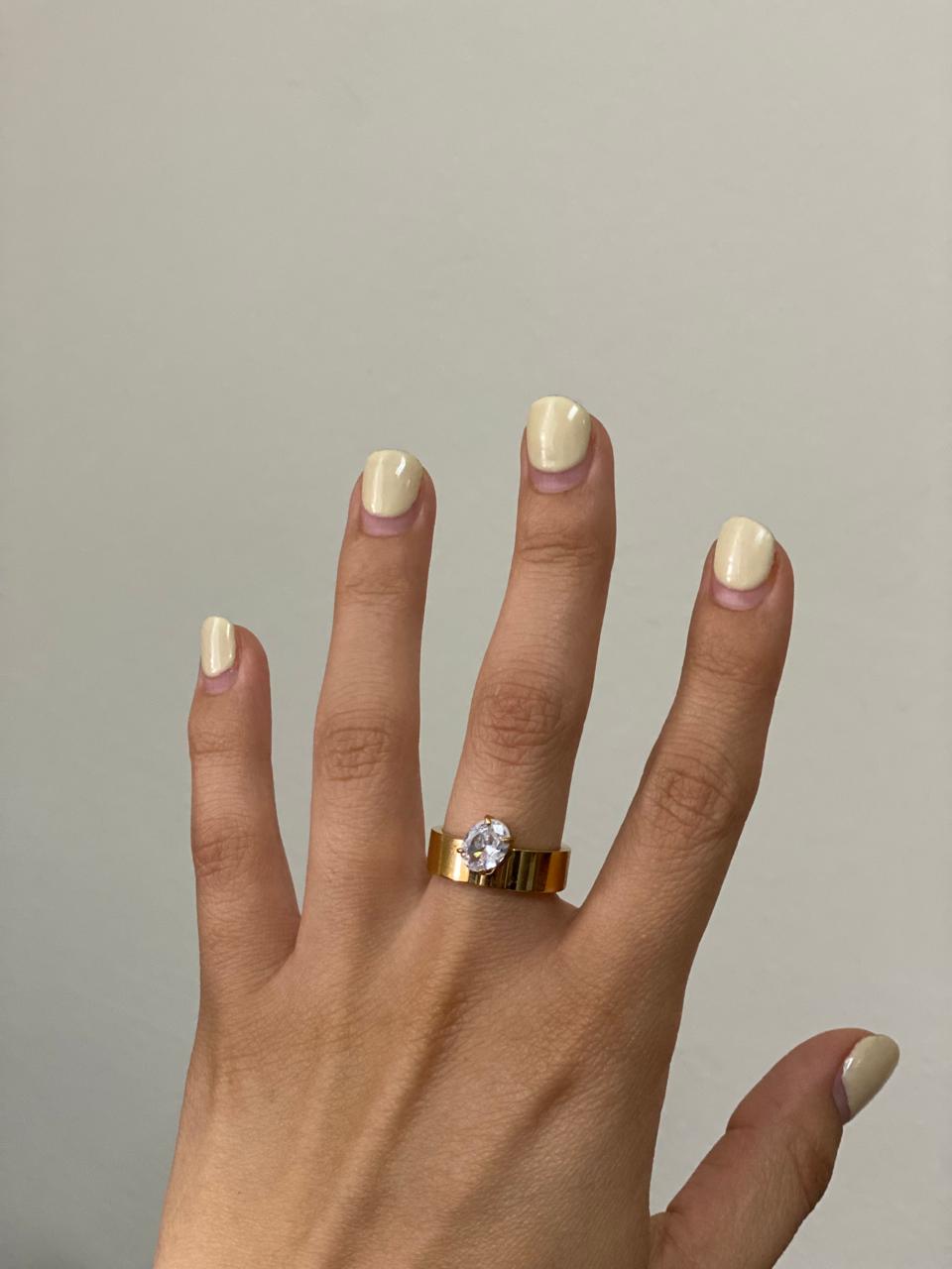 Anillo Dione