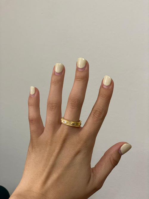 Anillo Asteria